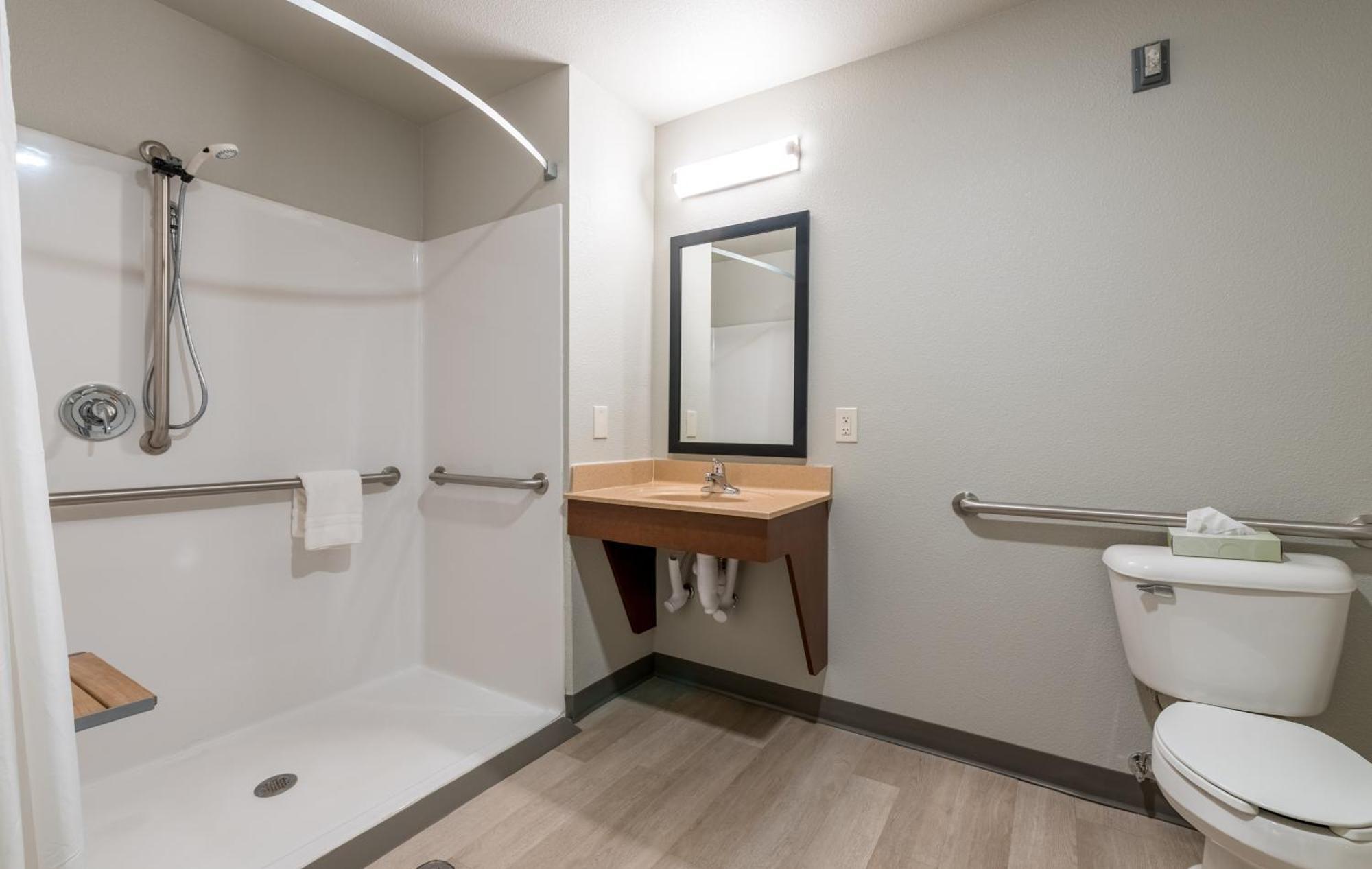 Hotel My Place Rapid 3*